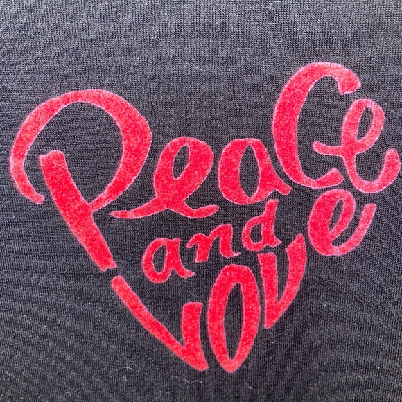 Peace and Love tie back shirt - Picture 3 of 3